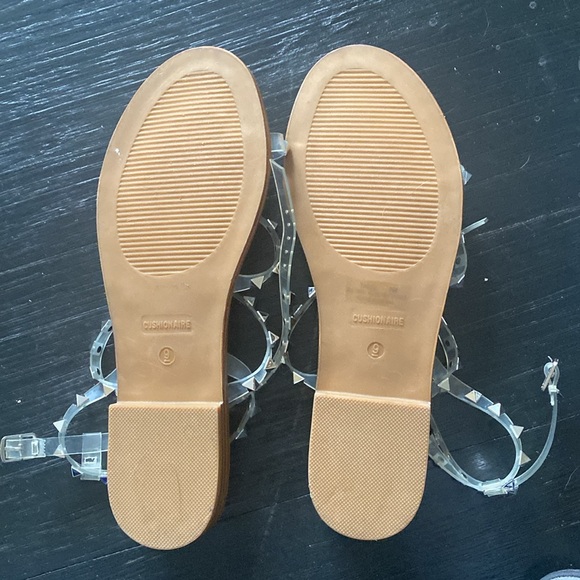 Cushionaire Clear Sandals - Picture 2 of 3